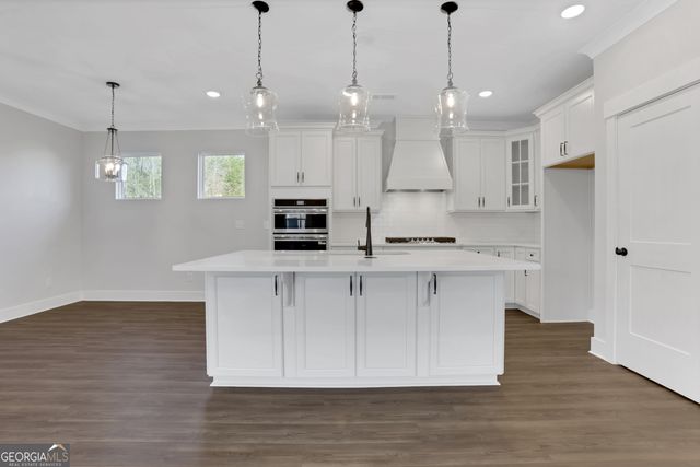 135 Marble Tree Way, Ball Ground, GA 30107