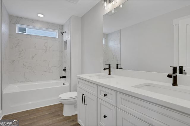 135 Marble Tree Way, Ball Ground, GA 30107