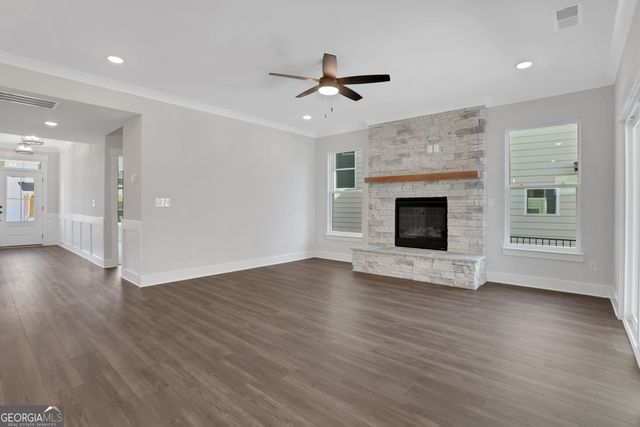 135 Marble Tree Way, Ball Ground, GA 30107