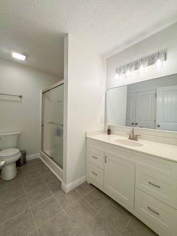 616 Fowler Ford Rd, Portland, TN 37148