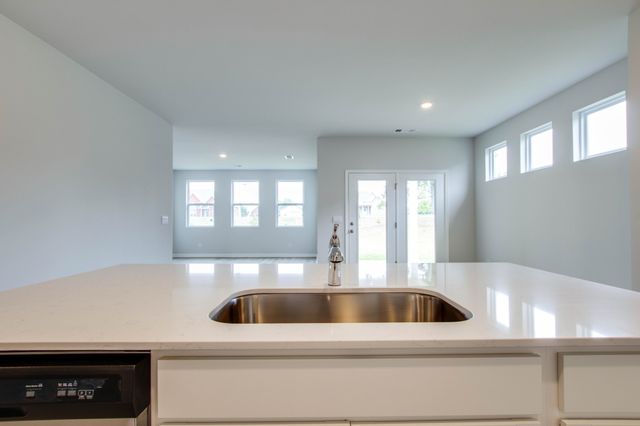 1060 Camelia Drive, White House, TN 37188