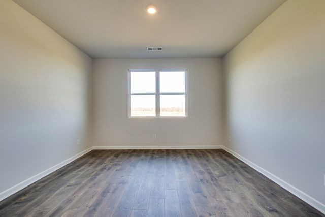 1060 Camelia Drive, White House, TN 37188
