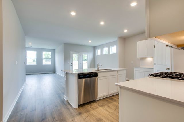 1060 Camelia Drive, White House, TN 37188