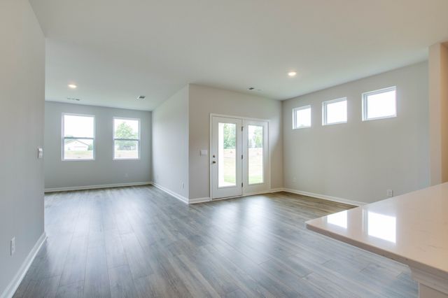 1060 Camelia Drive, White House, TN 37188
