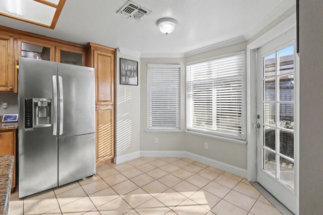 7220 Bobcat, North Highlands, CA 95660