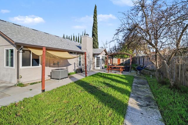 7220 Bobcat, North Highlands, CA 95660