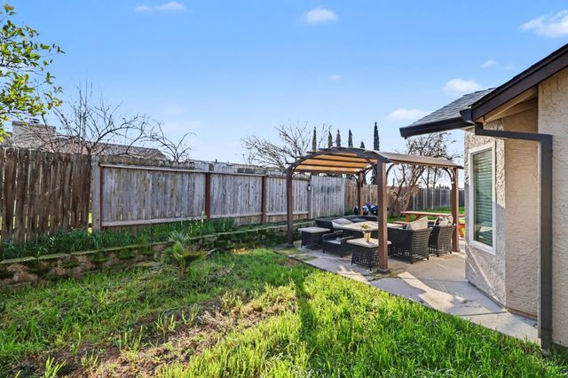 7220 Bobcat, North Highlands, CA 95660