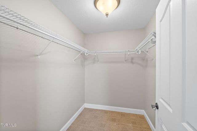 1684 Hatterdale Farm Road B, Blountville, TN 37617