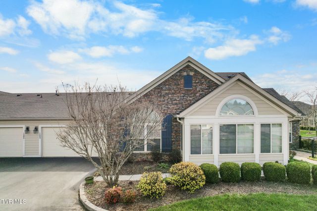 1684 Hatterdale Farm Road B, Blountville, TN 37617