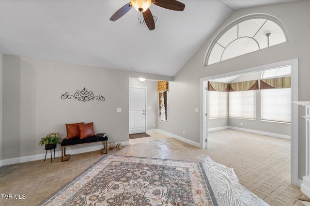 1684 Hatterdale Farm Road B, Blountville, TN 37617