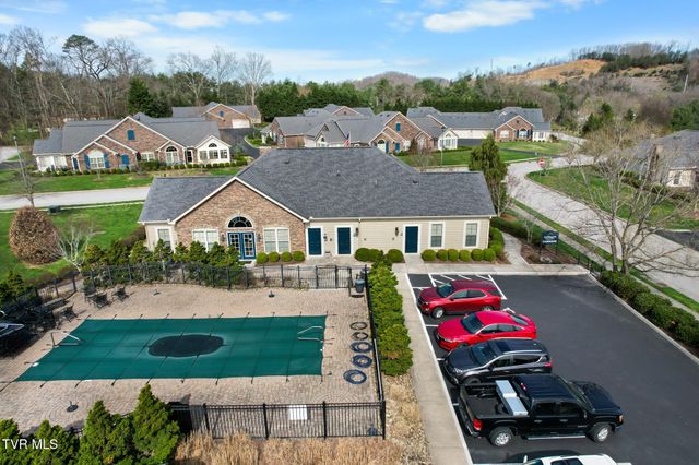 1684 Hatterdale Farm Road B, Blountville, TN 37617