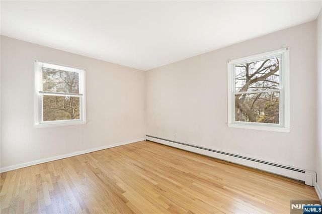 68 Colgate Avenue, Paramus, NJ 07652
