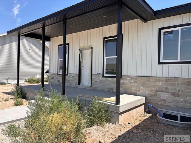 32 N Currant Lane, Rigby, ID 83442