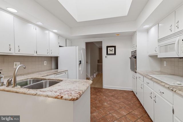 2544 TULIP LN, Feasterville Trevose, PA 19053