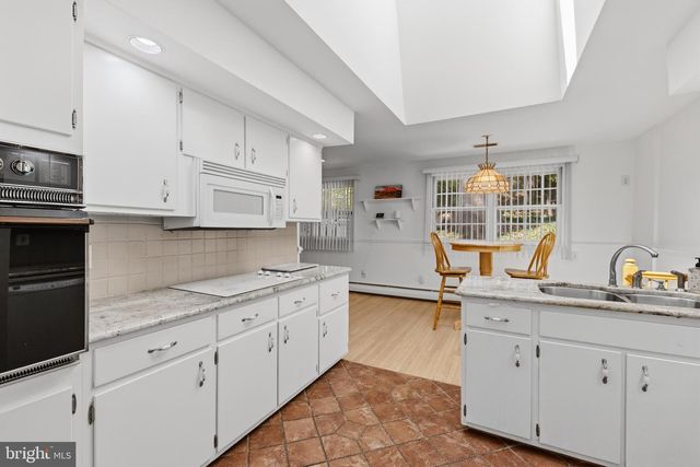2544 TULIP LN, Feasterville Trevose, PA 19053