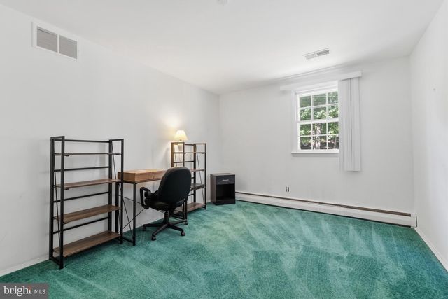 2544 TULIP LN, Feasterville Trevose, PA 19053
