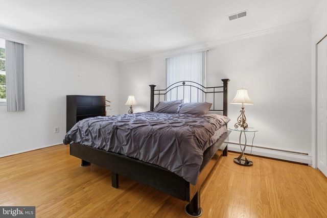 2544 TULIP LN, Feasterville Trevose, PA 19053