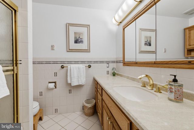 2544 TULIP LN, Feasterville Trevose, PA 19053