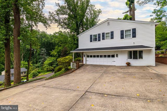 2544 TULIP LN, Feasterville Trevose, PA 19053