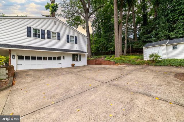 2544 TULIP LN, Feasterville Trevose, PA 19053