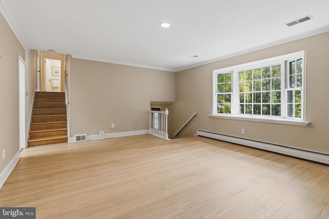 2544 TULIP LN, Feasterville Trevose, PA 19053