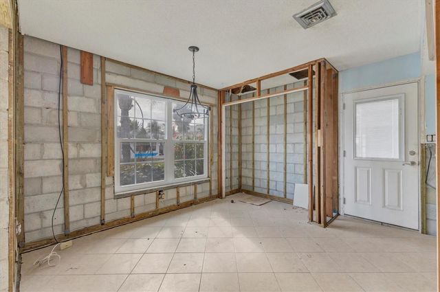 1977 BEACH ROAD 19, Englewood, FL 34223