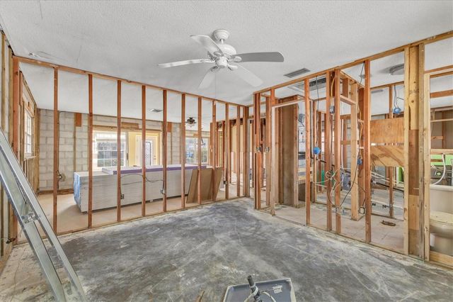 1977 BEACH ROAD 19, Englewood, FL 34223