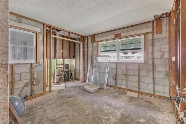 1977 BEACH ROAD 19, Englewood, FL 34223