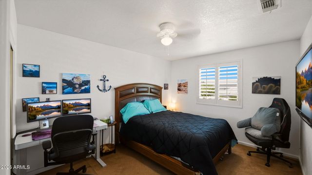 219 W ENSUENO Street, Gilbert, AZ 85233