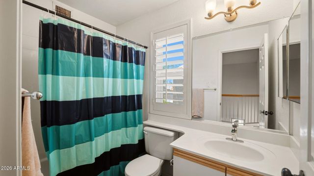 219 W ENSUENO Street, Gilbert, AZ 85233