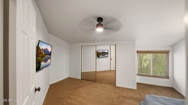 219 W ENSUENO Street, Gilbert, AZ 85233