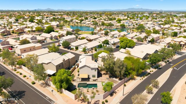 219 W ENSUENO Street, Gilbert, AZ 85233