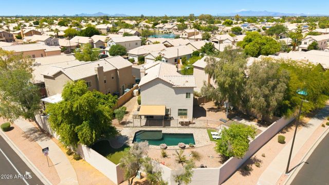 219 W ENSUENO Street, Gilbert, AZ 85233