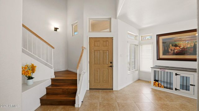 219 W ENSUENO Street, Gilbert, AZ 85233