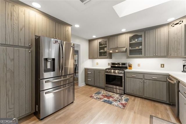 2905 Lanier Beach South Road, Cumming, GA 30041