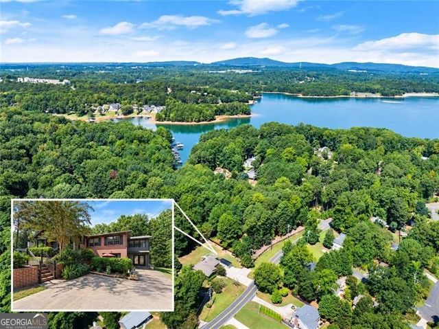2905 Lanier Beach South Road, Cumming, GA 30041