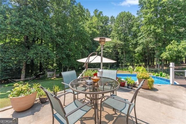 2905 Lanier Beach South Road, Cumming, GA 30041