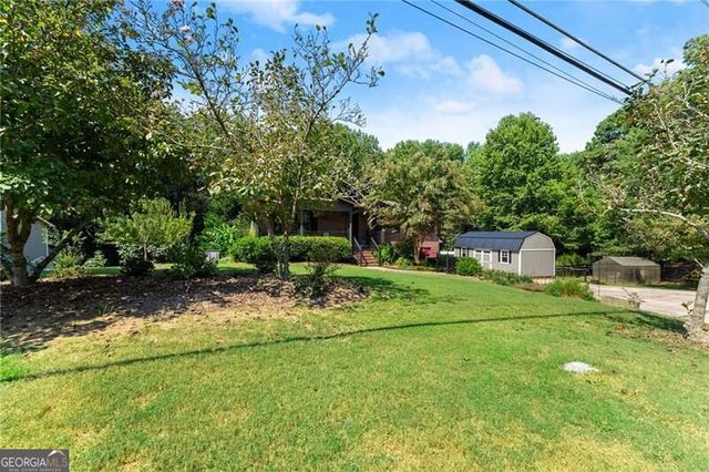 2905 Lanier Beach South Road, Cumming, GA 30041