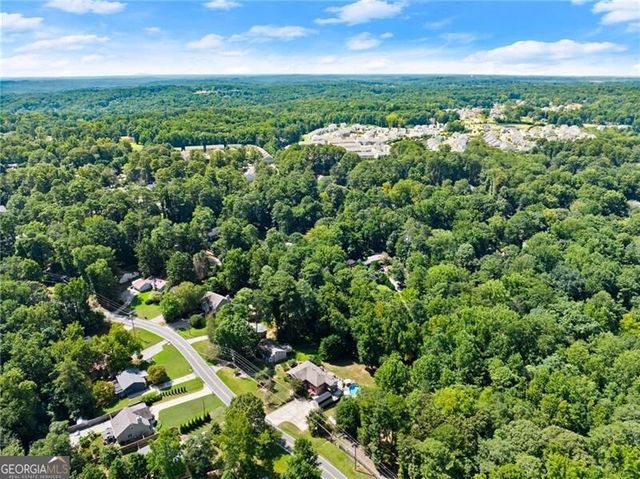 2905 Lanier Beach South Road, Cumming, GA 30041