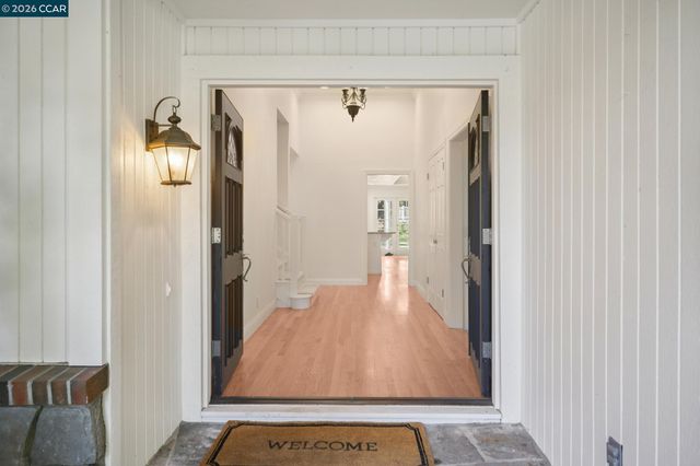 2145 Deer Oak Way, Danville, CA 94506