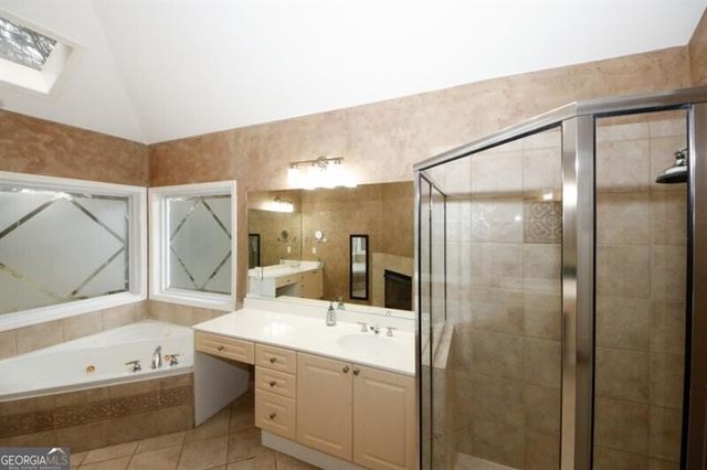1354 Brookhaven Village Circle NE, Brookhaven, GA 30319