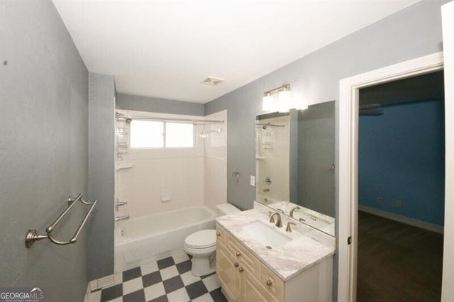 1354 Brookhaven Village Circle NE, Brookhaven, GA 30319