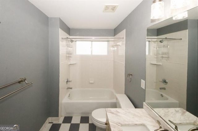 1354 Brookhaven Village Circle NE, Brookhaven, GA 30319