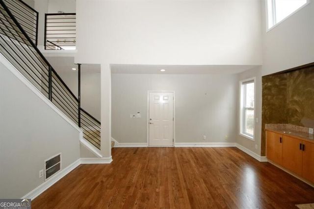 1354 Brookhaven Village Circle NE, Brookhaven, GA 30319