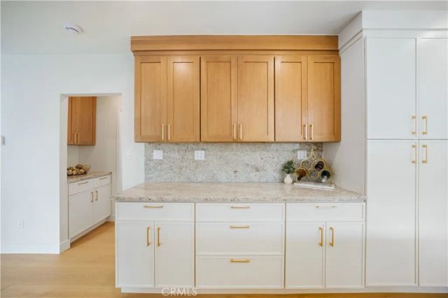 5104 8th Avenue, Los Angeles, CA 90043