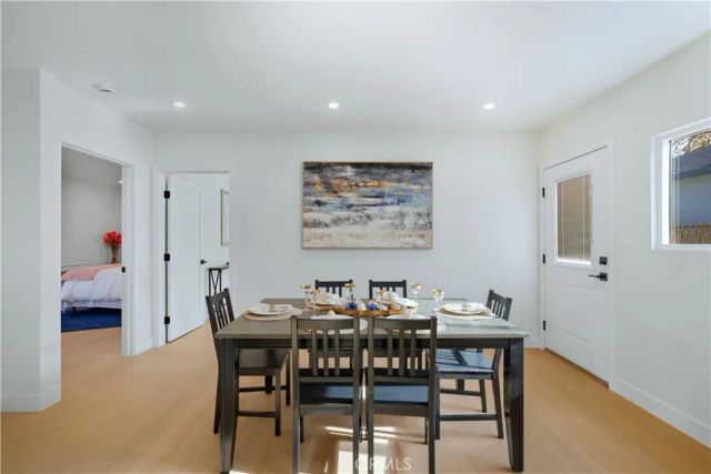 5104 8th Avenue, Los Angeles, CA 90043