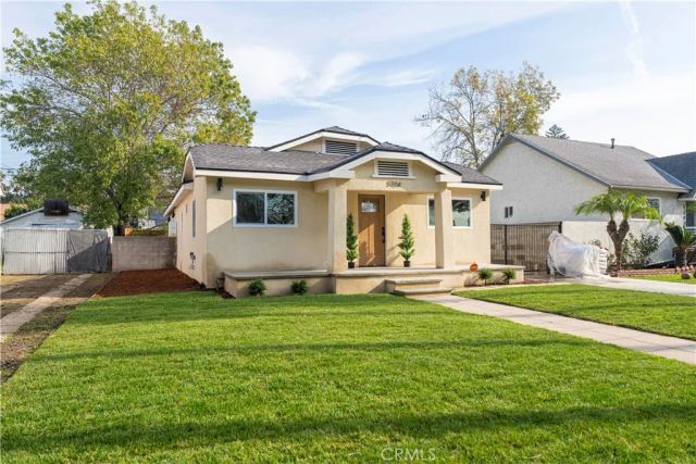 5104 8th Avenue, Los Angeles, CA 90043