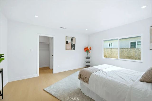 5104 8th Avenue, Los Angeles, CA 90043