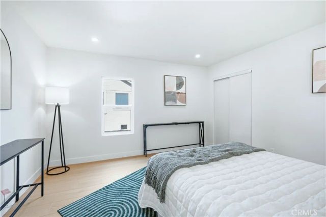 5104 8th Avenue, Los Angeles, CA 90043