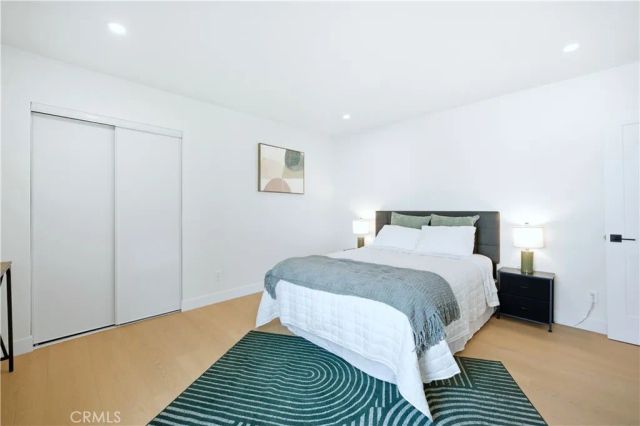 5104 8th Avenue, Los Angeles, CA 90043